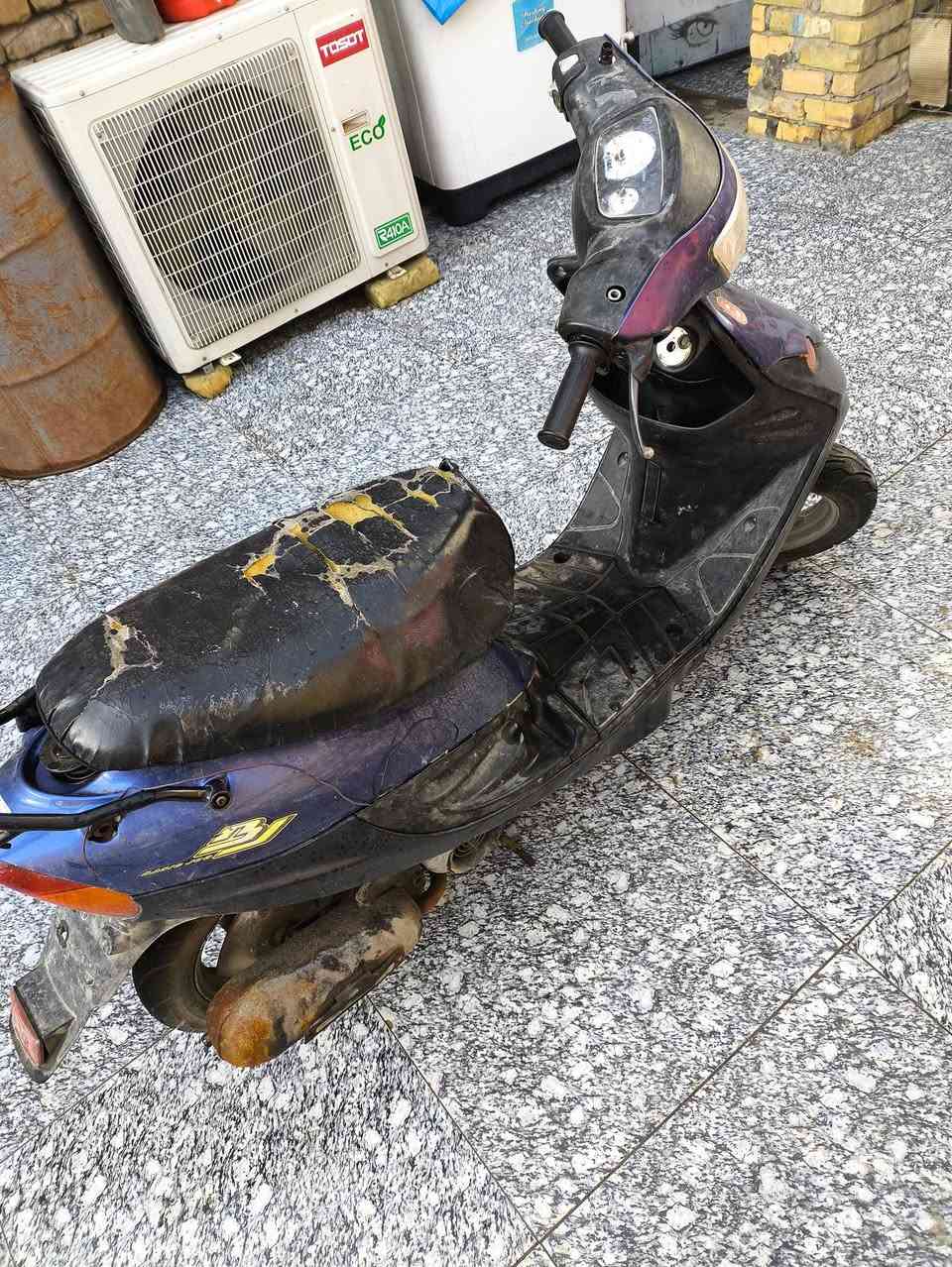 دراجه يوماها نضيفه مجفته مره وحده تاير جديد تشتغل نكره وسلف شغال بس الدكمه عطلانه دراجه نضيفه بيها شلعه ومعدل فول تجي تفحص وبالعافيه عليك السعر 250 وبيها مجال مكاني العماره مركز المدينه منقطة حي الثوره


**إذا كنت صاحب هذا الإعلان وتريد حذفه لأي سبب، رجاءا أرسل رسالة إلى الدعم الفني**