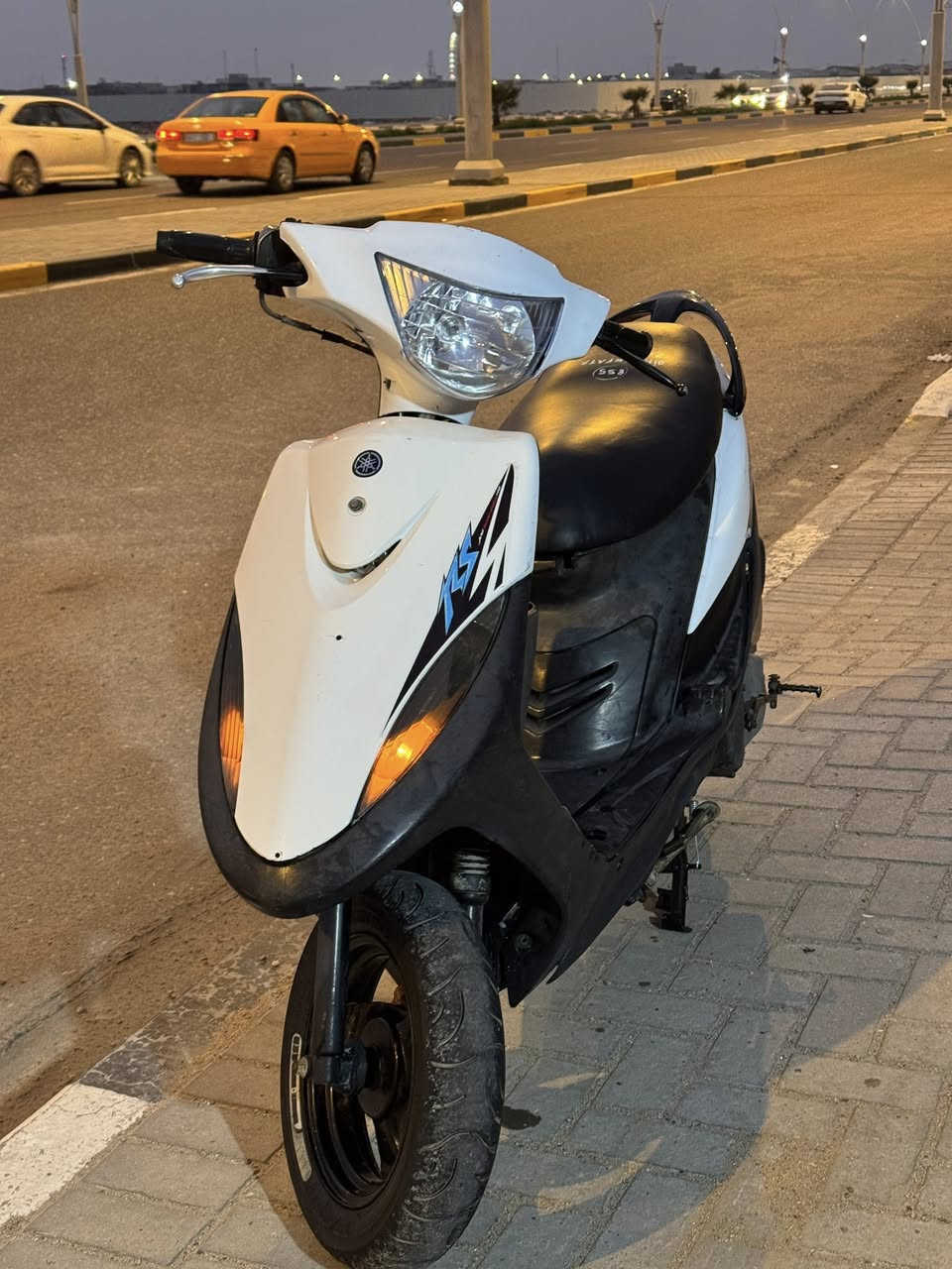 السلام عليكم ماكس عدله للبيع دراجه احلى من الصور بالف مره  كل قطعه بيها شغال وبلادي بدون أي نقص جميع النواحي 
الكهربائيات ✅
الأشاير ✅
الهندر✅
السلف✅
دبلات✅
لايت عالي ناصي ✅
كل القطع شغالة %100
الدراجة ختم واحد 
محركها صافي وانعم من ناعم دراجه ماشاءالله ربع ماتصرف عليه يشهد الله 

السعر 750 وبيه مجال كلش قليل 

المكان بصره حي المهندسين 
 الشراي يتصل ***********
