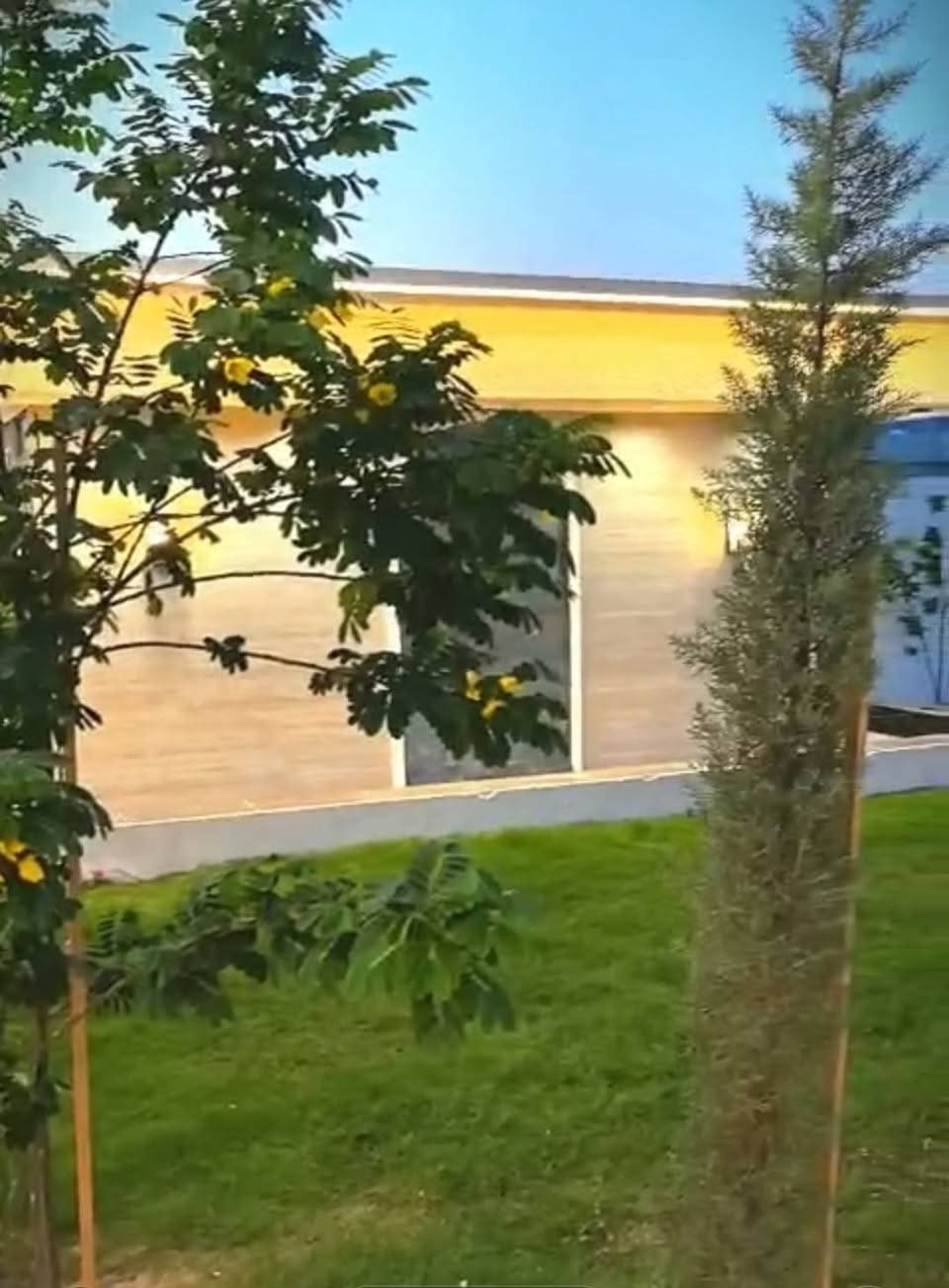 عروظنا مستمرا🌿🔥🔥مزرعه الريم قرب سيطره الغالبيه اهلا وسهلا بكم


**إذا كنت صاحب هذا الإعلان وتريد حذفه لأي سبب، رجاءا أرسل رسالة إلى الدعم الفني**