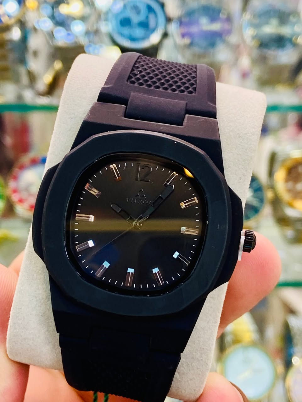 #الاعتماد_للساعات
〰️➰〰️➰〰️➰〰️

خلي أناقتك تبدي من ساعتك ⌚

وجبة جديدة من ساعة رجالية فحمي من ماركة FITRON 

🔸العنوان 📍 سوق كبير / مقابل كماليات دنيز
🔸انستكرام (watch_shop.98)

🚕 يوجد توصيل داخل القضاء 🛵


**إذا كنت صاحب هذا الإعلان وتريد حذفه لأي سبب، رجاءا أرسل رسالة إلى الدعم الفني**