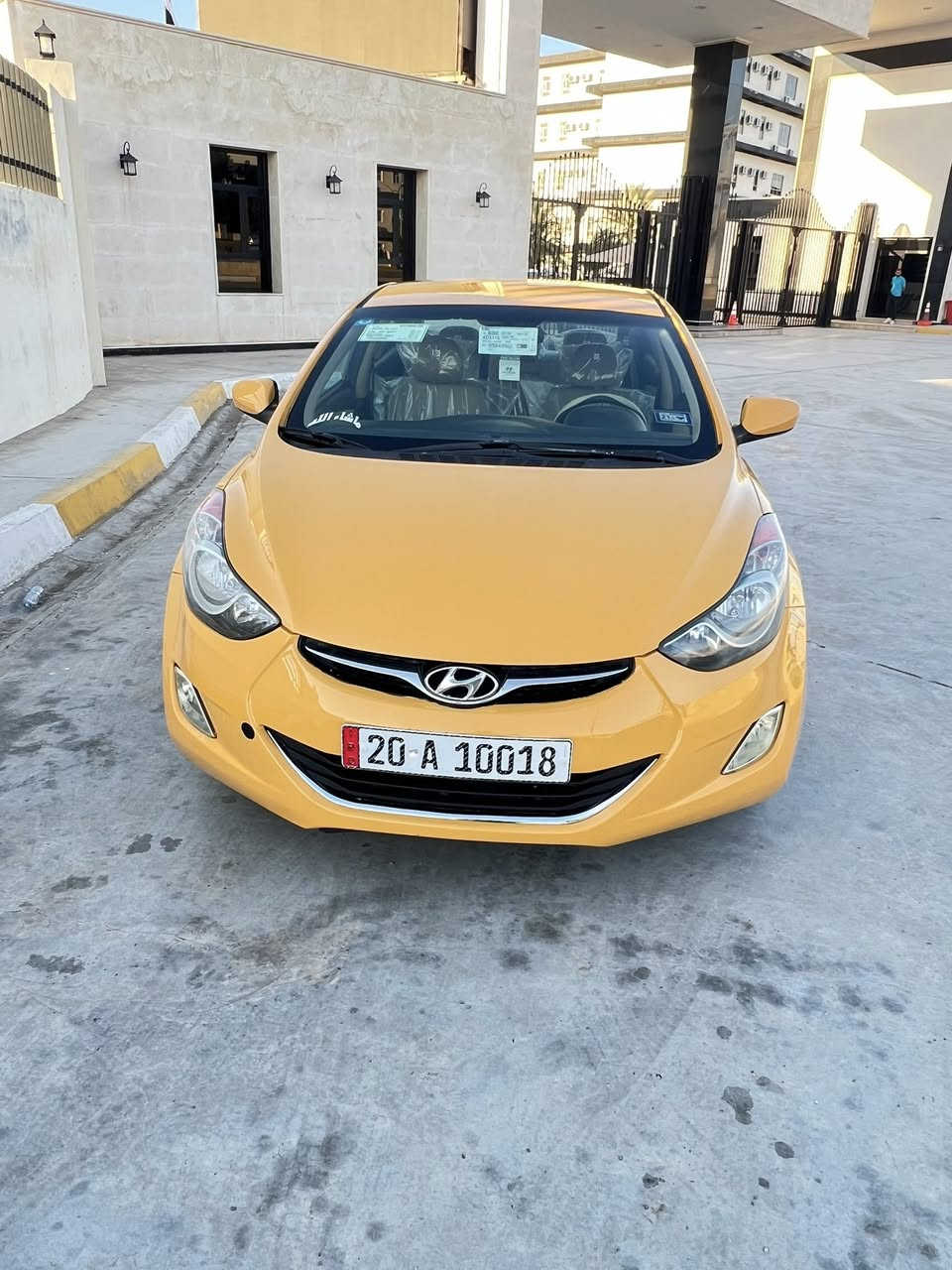 سلام عليكم عندي النتره 2013  سنويه ٣١ رقم ديالي نكليز ي ضرهه بس بنيد ولباقي مكفول محرك وكير شرط مال حويه تخم تاير صدر امامي خلفي جديدوشمه داخل بيجي سياره متعوب عليهه سياره  احله من صور بسمي شرط تحويل رقم            السعر.  ٩٤      ***********
