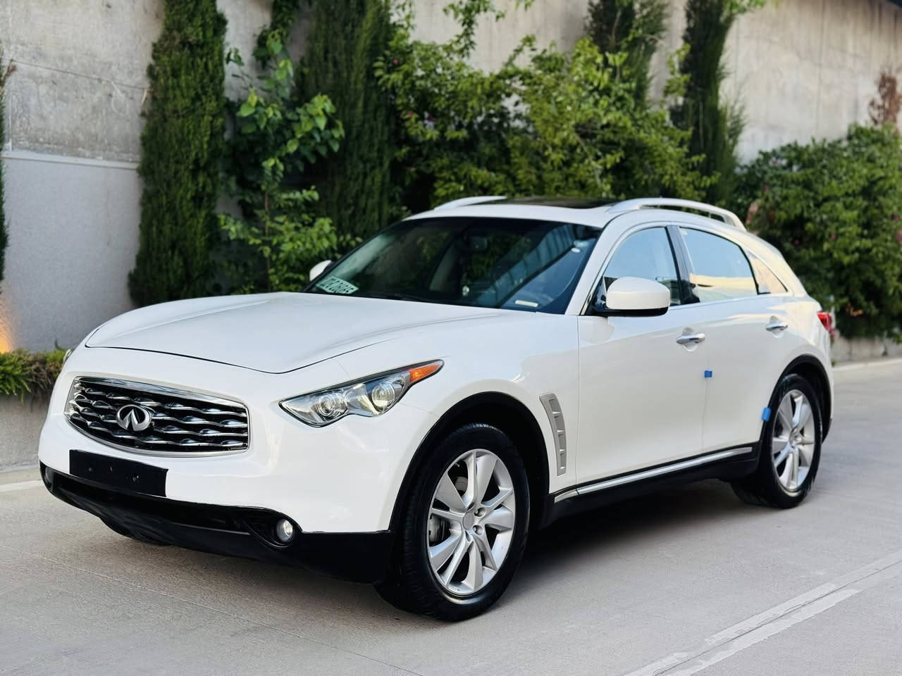 ﷽
‏INFINITI FX35 2009
أنفنيتي FX35 موديل 2009
فول مواصفات
--------------------------------------
مكان🌆:سليماني                    سعر💵: 107$
تليفون☎️: ***********
--------------------------------------
محريك V6 سته سلندر
گير و محريك بشرط مامفتوح
بدون صوت بدون صرف بدون خلل بشرط فحص
ماشيه 170 الف كيلومتر
--------------------------------------
سيارة بها قطعه صبغ بشرط بدون دواخل 
--------------------------------------
مواصفات
{{ بصمة - سلايت - ستيرن كهربا  - شاشة - كشنات جلد - كشنات تتفيئة و تبريد - كشنات كهربا - فورميكا - تبريد مركزي - كاميرا - بلاجكتور - ڤوليوم - تحديد سورعة - بعد }}
--------------------------------------
أربع تاير و ويل جديد سيارة جديد بدون مصروف
سيارة شرط بدون اى نواقص گير و موحريك و حدادي و كاهرباى كولة بشرط
سبير ما نزله
سنوية و رقم جديد سنوي بأسمي تحويل غرامة بشرط
--------------------------------------
كوردي
﷽
‏ INFINITI FX35 2009
ئينفنيتي مؤديل 2009فول مواسفات
كلين تايتل ره نگى ره شى قه تران
---------------------------------------
شوين🌆: سليمانى                    سعر💵: 107$
مؤبايل☎️: ***********
---------------------------------------
مه كينه V6 شه ش بستؤن
گير و مه كينه ى به شه رت نه كراوه ته وه
سه وت و سه رف و خه له لى نييه به شه رت
 170 هه زار كيلؤمه تر رؤيشتوه
---------------------------------------
يه ك بارچه ي بوياخه  بي ناو گرتن 
---------------------------------------
مواسفات
{{ به سمه - سلايت - شاشه  - كوشن جلد - كوشن هيته ر و تبريد- دوو كوشن كاره با - فؤرميكا - ته بريد مه ركه زى - بلاجكتؤر - تحديد سورعه - زؤر مواسفاتى تر }}
---------------------------------------
چوار تايه ويلى لؤكى بؤ به ستراوه
كامل سيرڤزى بؤ كراوه و يه ك دينار مه سروفى نييه
سه نه وى و ره قه م وهه زه ى تازه يه به ناوى خؤمه وه يه
سبيري دانه به زيوه 
{{ گير و مه كينه و كاره باى و هه موو گيانى به شه رت }}
---------------------------------------

