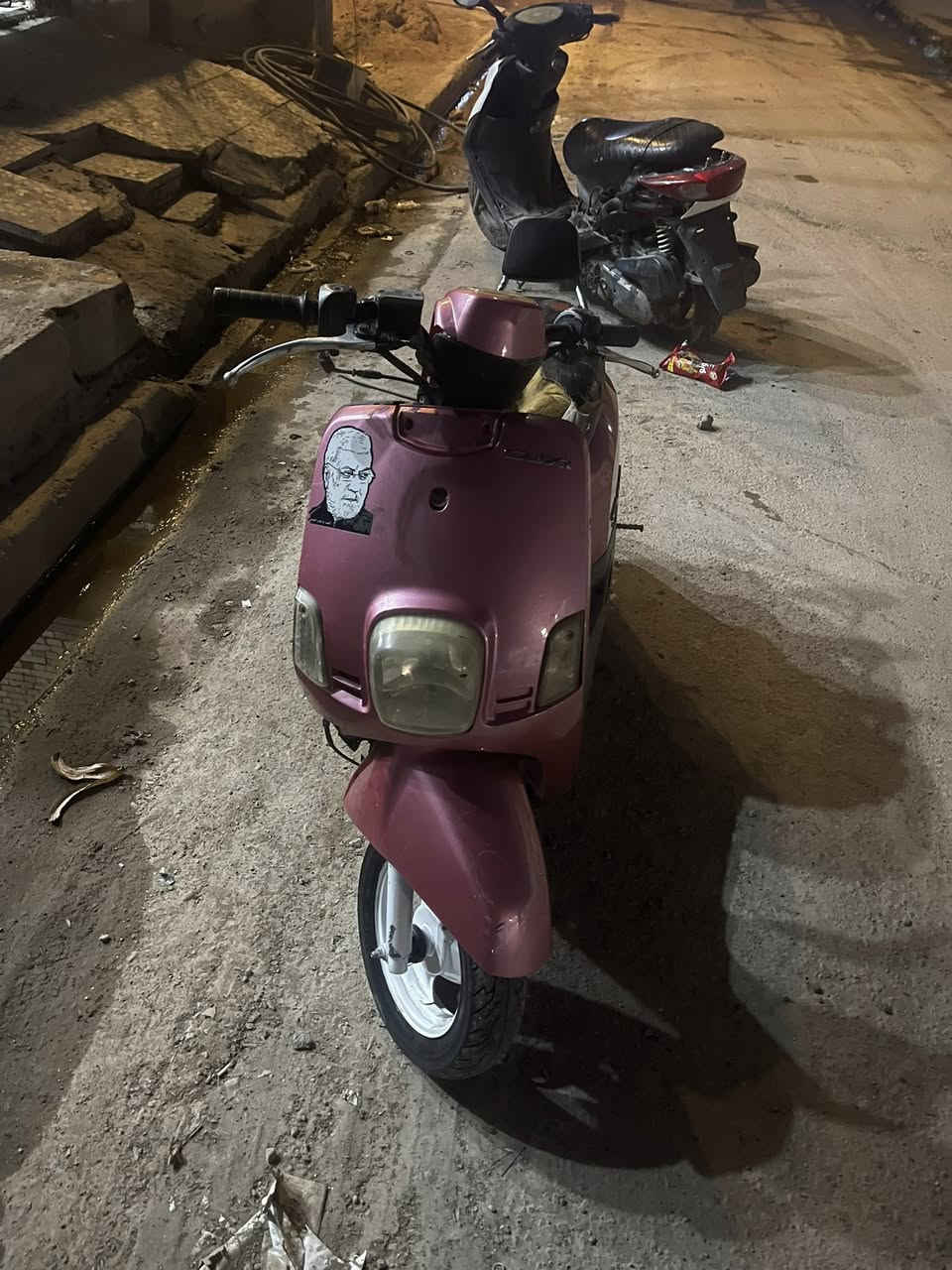 سلام عليكم 
بوليس للبيع 
لايت عالي ناصي
مكينه لا مفتوحه ولا مجفته
دراجه كفاله عامه
دراجه نضيفه 
السعر 400وبيها مجال 
مكان بغداد الدوره أبو الدشير 
الرقم ***********
متواجد على الواتساب 
وعلى الفيس❤️💕🫡
