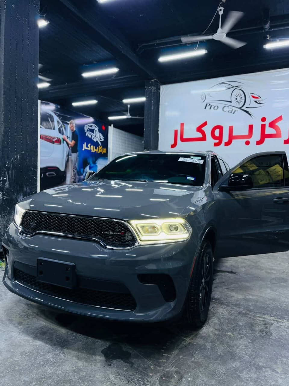 دوج دورنكو  2023 SXT PLUS رقم بغداد بسمي
( مداور مباشر ) 
( الحادث فقط بارد )
 ( بجم مقفل راديرات الشركه بلادي ) 
بصمة تشغيل 
بصمة ابواب 
وضعيات قيادة (eco) (sport) 
شفتات ستيرن 
هيتر مري
كشن كهرباء
حساس خلفي
كامرا 360 
ويل 20 گروم 
اوتو ستوب توقف ذاتي 
مكان السياره بابل 
للاستفسار/ ***********

