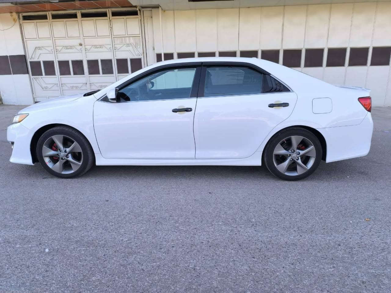 تیۆتا کامری 2014کلین تایتڵ seکەنەدی بیبویاخ سێ شوین pdr هەیە کیرومەکینەی بەشەرت نەکراوەتەوە سەوتی دیجیتاڵ بەیانیشی بەشەرت سەنەوی تا2028تازەیە بەناو خۆمە کۆبۆن بەنزینی کرکوکی هەیە سیرڤسی کاملی بۆکراوە چوارتایەتازە یەک هەزار مەسوفی نیە 160هەزار ڕۆشتوە
مواسەفات
دەبڵ ساڵنصا
بەصمە
جلد وکوشن کارەبا 
دزە خلیسک 
ڤۆلیۆم چوارجام ئوتۆ
دەگابەصمە
شاشە وحاسەوکامیرە
ویل کرۆم بیلاد
سێ گیروگیرلەسوکان
نمونەلەجوانی وپاکی وتازەی
سعری155معاملە
***********
*********** شمشمل, السليمانية
