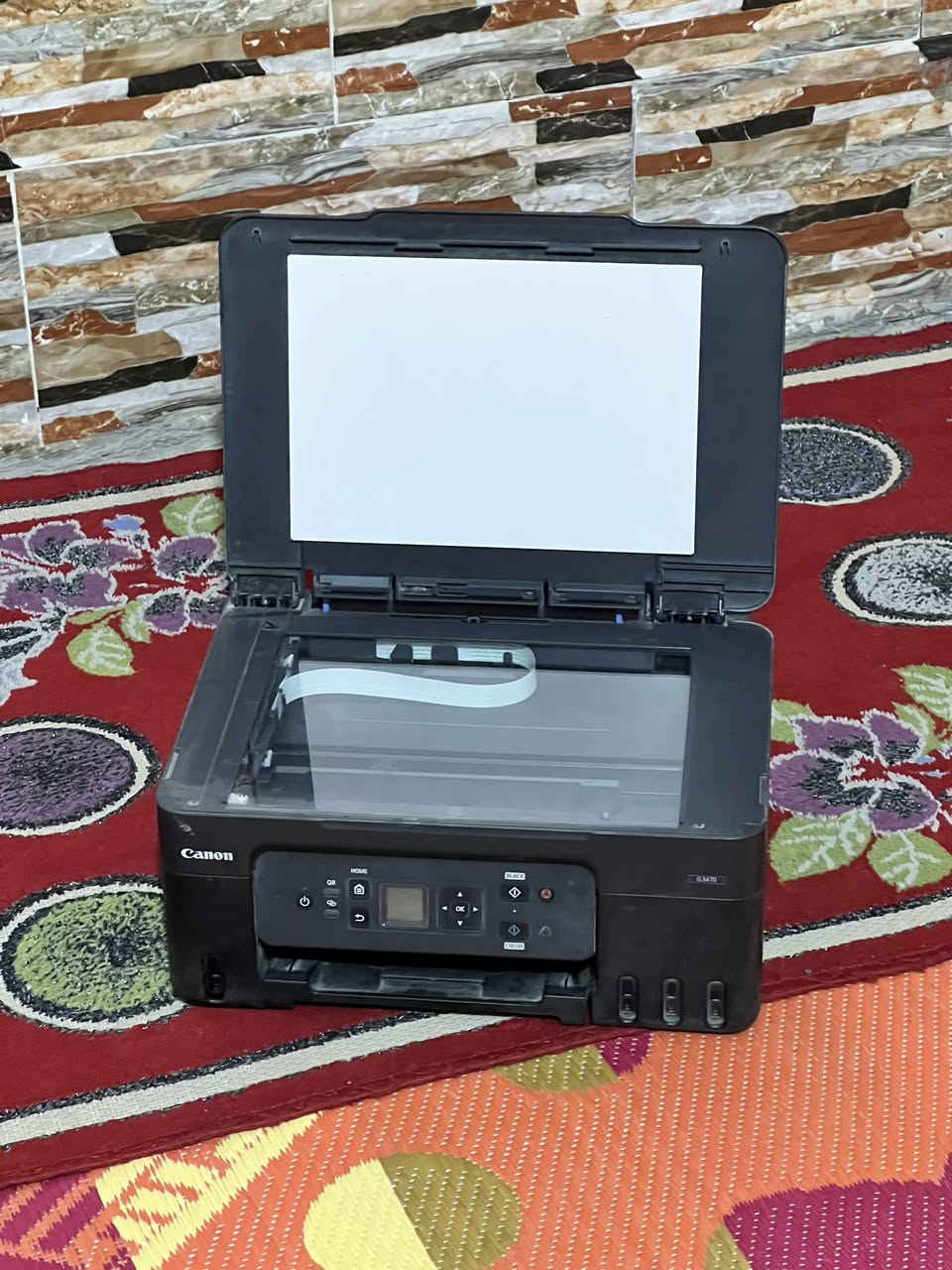 طابعه جديده ونضيفه وسعره150بيه مجال تواصل عله هاذ الرقم ‭0783 383 3729‬
