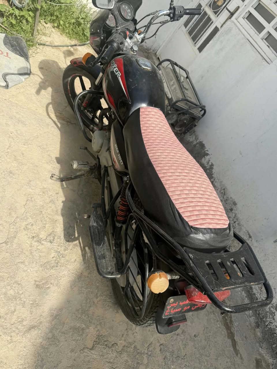 دراجه بوكسر اللبيع 22
كفاله شلعه ومعدل محرك فول 
السعر 950 مكاني ديالي الخالص 
رقم ***********
