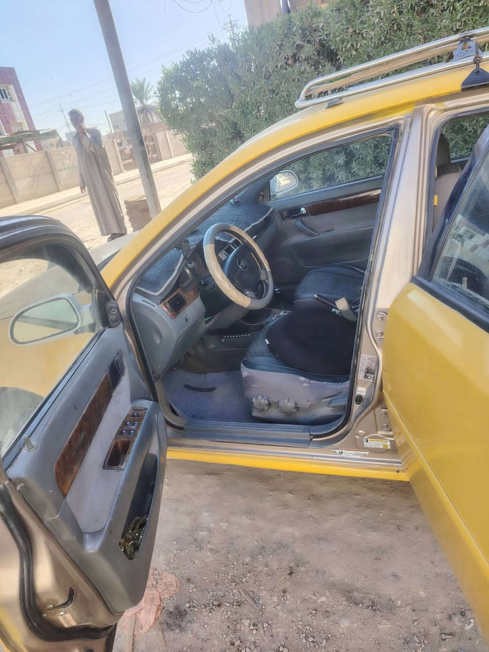 سلام عليكم سياره سازوكي فورنزه شكل ل اوبترا مكينه و كير مال اوبترا سياره مشروع وطني ضربت السياره جاملغ امامي بدون دواخل رقم السياره نجف نكليزي ب اسمي مكان السياره كربلاء السعر 55 وبيها مجال اتصل وبيك خير وتدلل رقم الهاتف ***********
