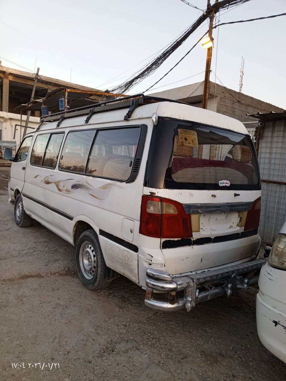 فتون 2010 للبيع رقم انكليزي باسمي جاهزه كير محرك  مصفره غرامات هيئه ضريبه مداور ثاني يوم للاتصال *********** سعرها 47 وبيها مجال
