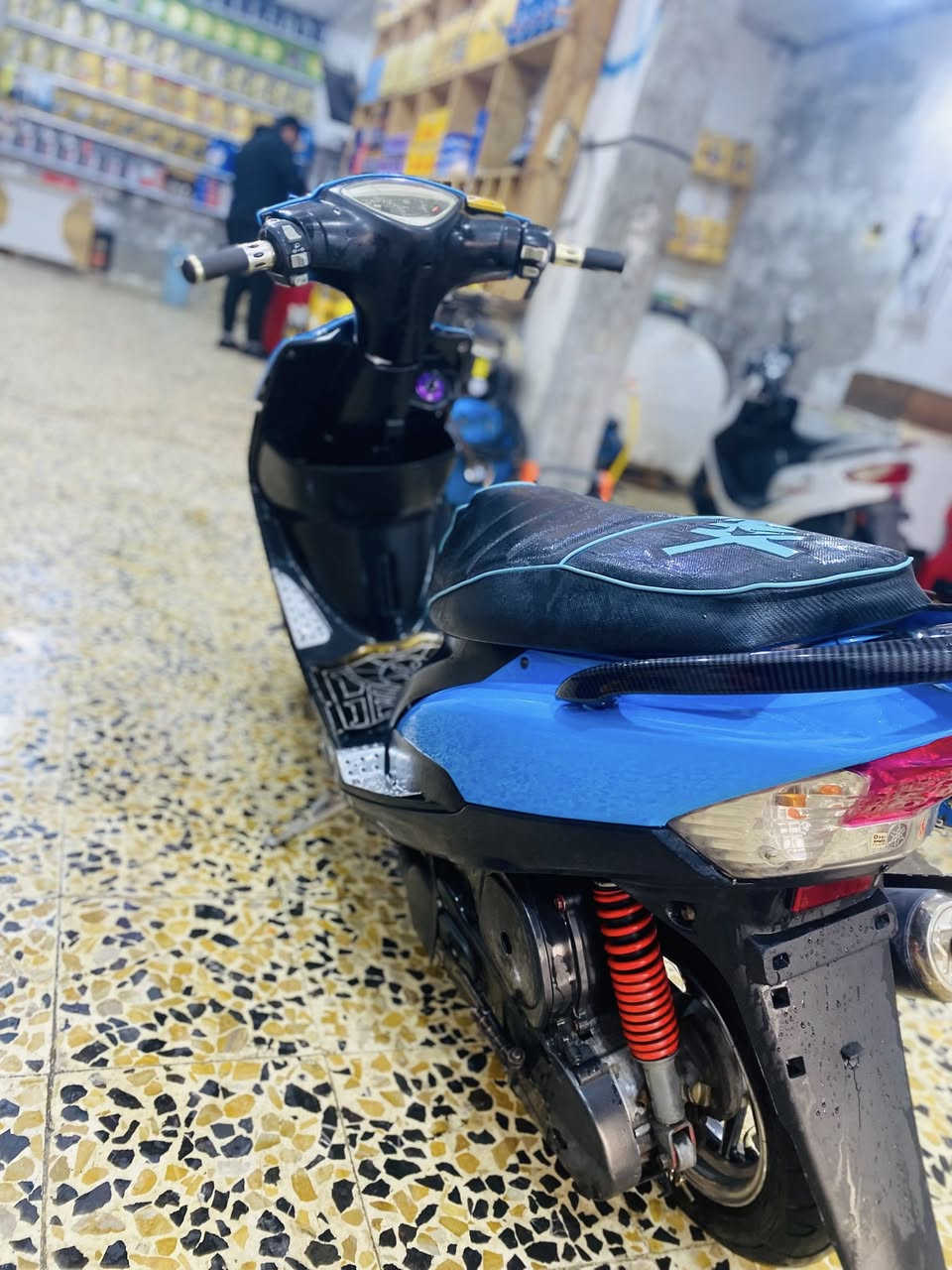 ماكس عدله للبيع السعر خاص " الرقم ***********
