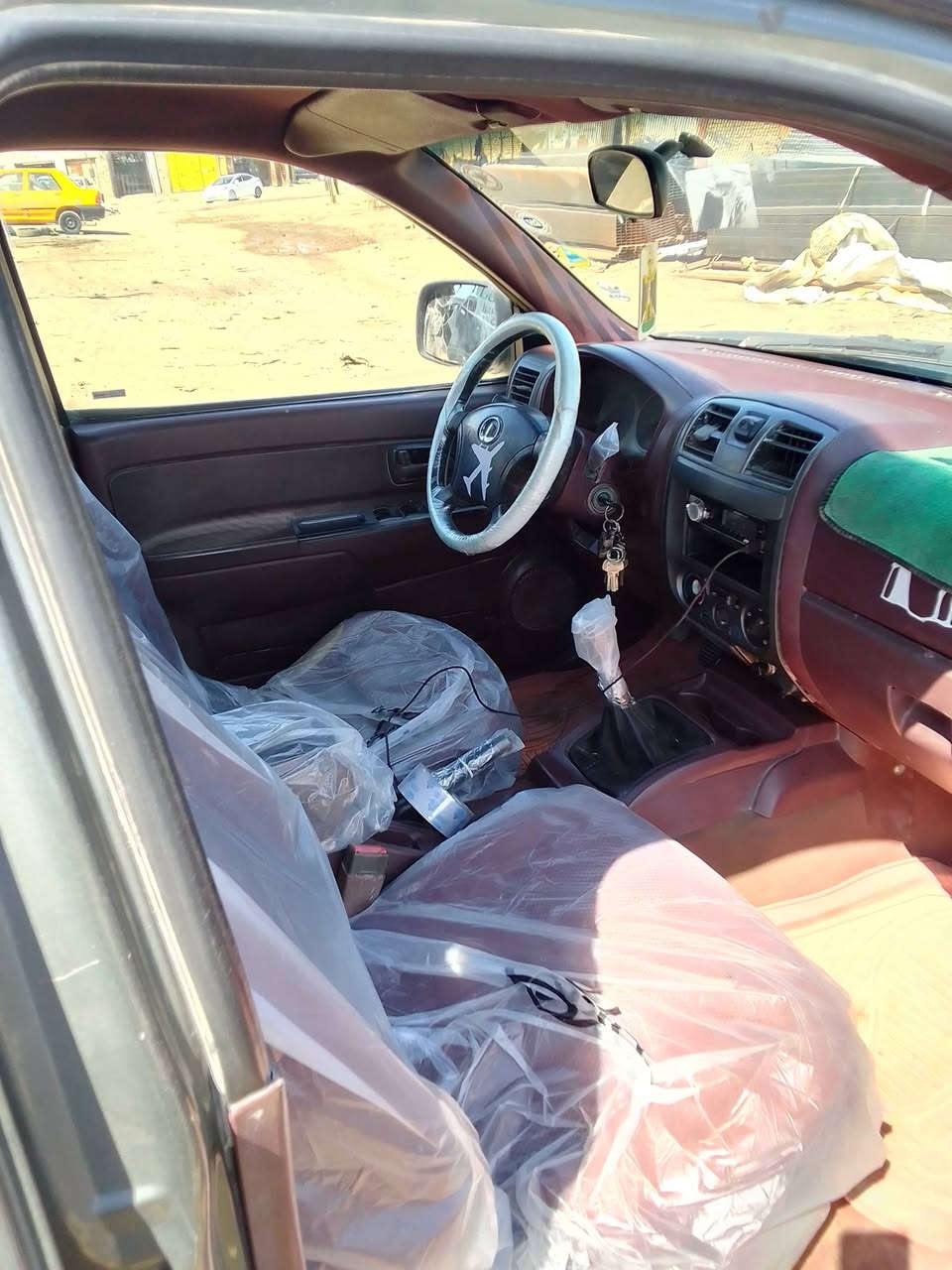 كريت 2013 جاهزه من كلشي فول جديده وحلوه بيه خياسات مسوينهن صابخينهن رقم نكليزي سنويه جديده مكينه كير حداديه وره والكدام كربايت كله فول وضع شركه السعر 58 رقم ***********
