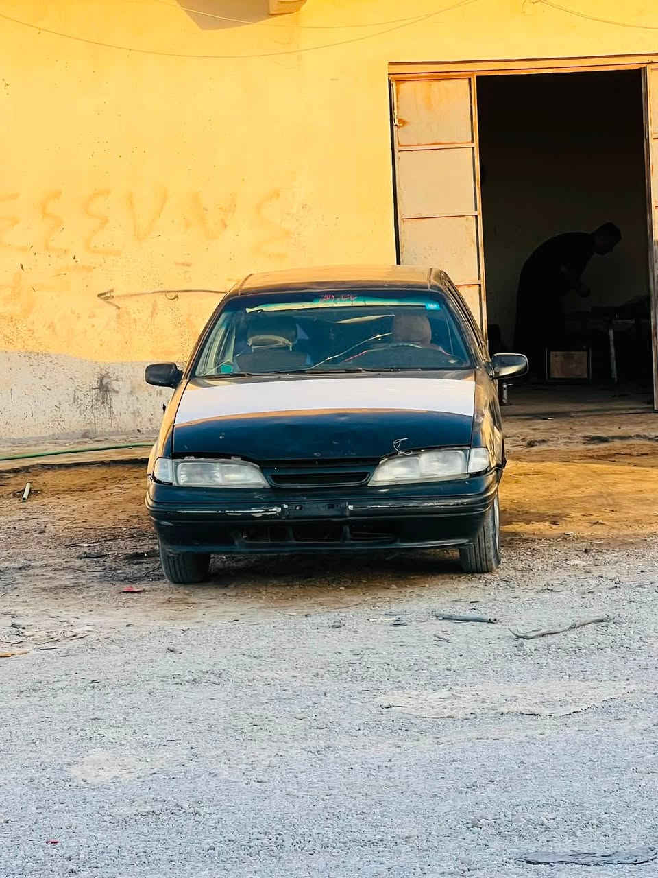 السلام عليكم للبيع دايو برنس كير عادي بلادي محرك بي بخار فول نشاط رقم صلاح الدين ماشين بالمعامله وهزتها ع الجام شرعيها موجود وبيها وكاله عامه بسم ولد من العلم بس نبيع واقع حال صدر نص عمر تايرات تعبانه بور شغاله مي الكشر شوف العين السعر 10 مكانها العلم للستفسار ***********
