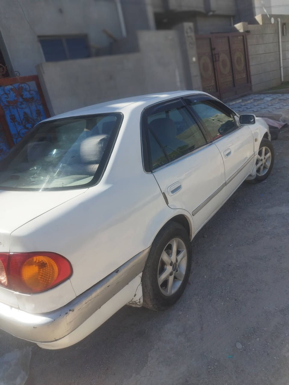 كورله 2001تبريد ثلج شرط كير محرك18 شرط صدرها شرط بيه طخه بل تكمه من يم سايق متحط برقي عليها كهربايات كلها شقاله شرط تحويل  سعرها53 يرهم مروس حسب القناعه ***********
