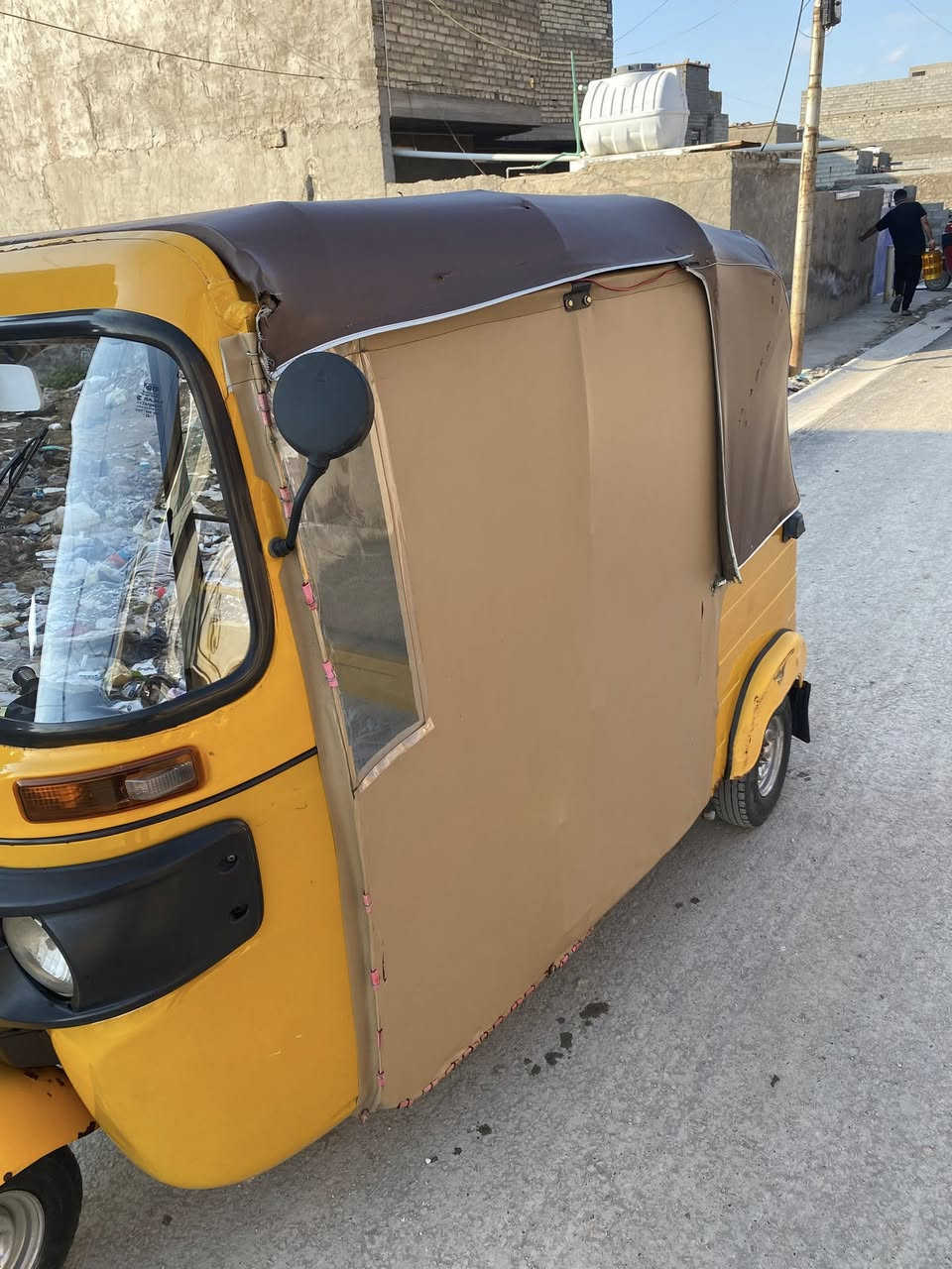 السلام عليكم تكتك 19شهر12للبيع رقم وسنويه تحويل ثاني يوم تكتك خير من الله كلشي مناقصه بس بيه هاي الضربه بسيطه مثل مواضح بلصوره ودوس معمر عنواني سبع قصور شارع المشروع السعر 6 تعال وتدلل رقمي ***********
