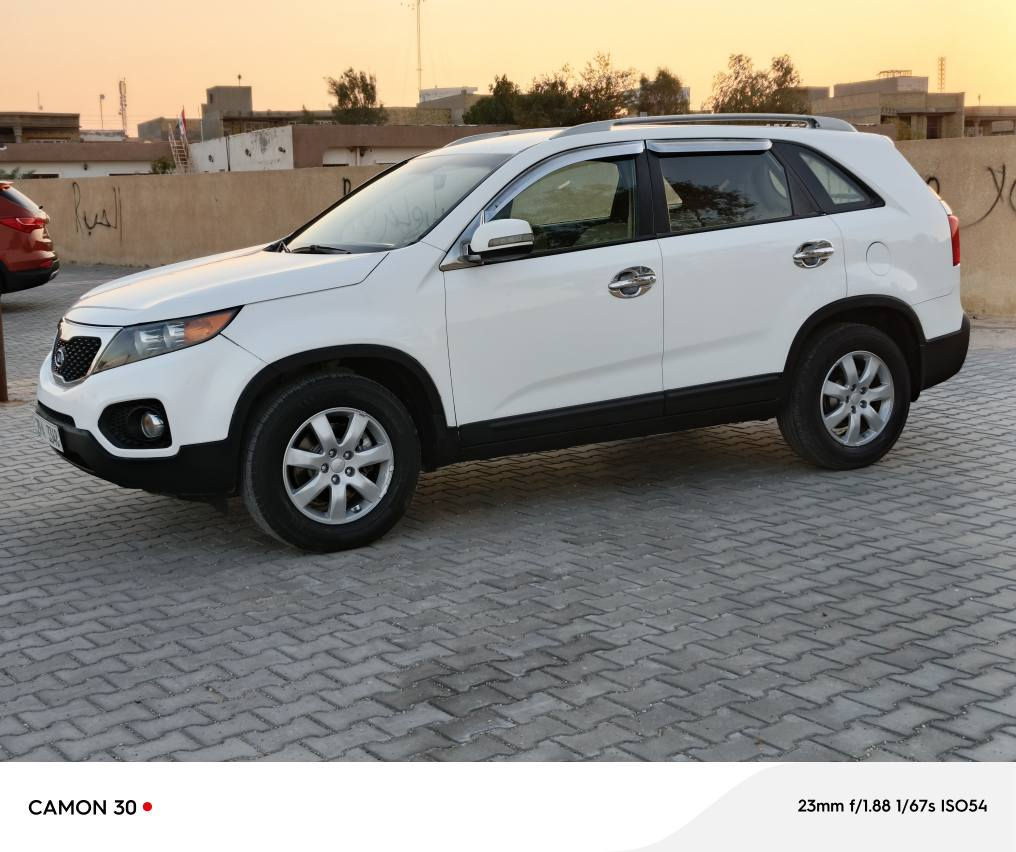 كيا سورنتو خليجي ٢٠١٣ مكينه ٤ سلندر رقم واسط بسمي السونار مرفق مع المنشور 
السعر ١٢٣ بيه مجال
العنوان واسط الحي 
***********
*********** دهل اوران, واسط
