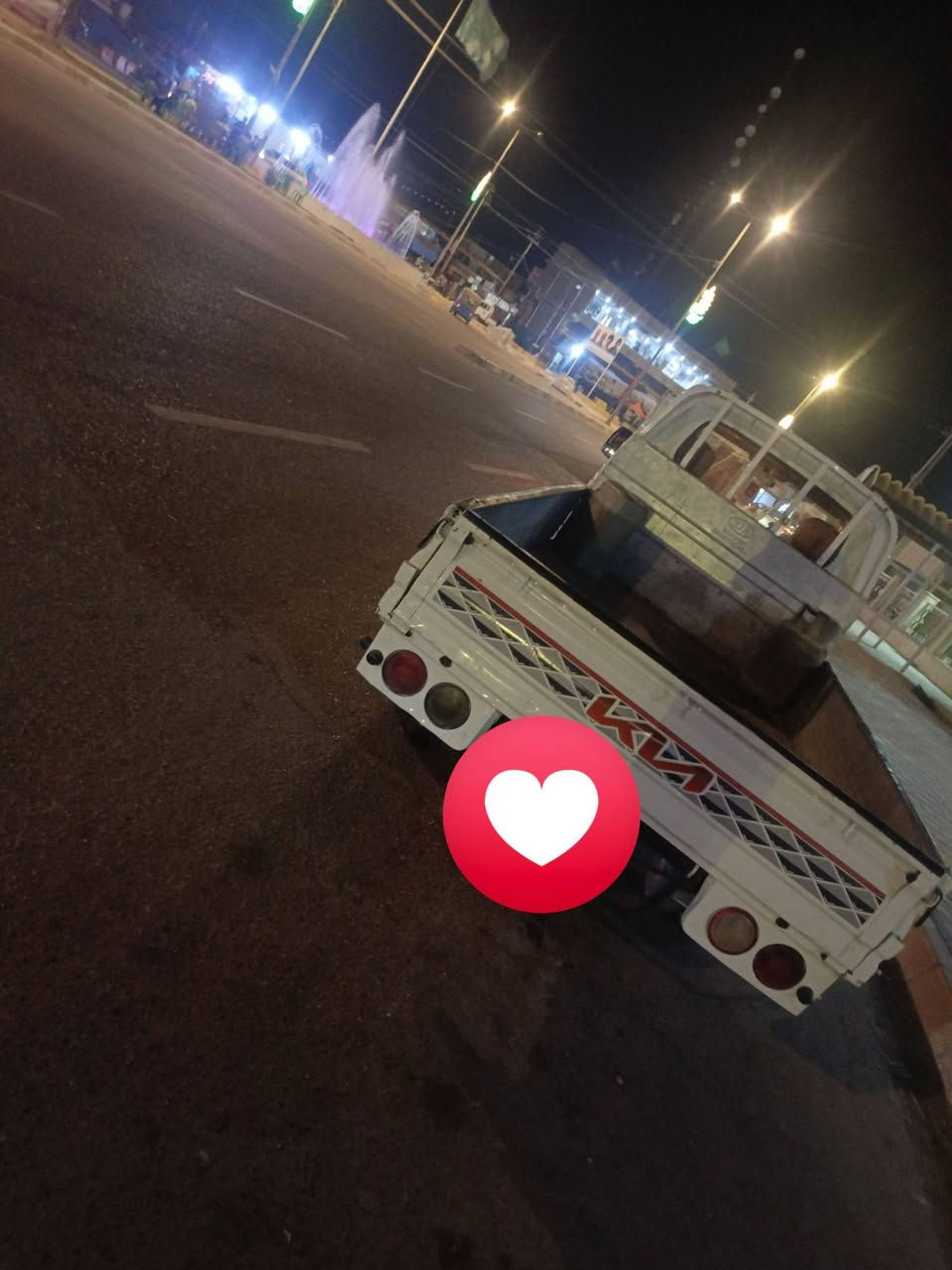 السلام عليكم
كيا بنكو حمل 2700 يعني نثية 2014 محرك ٢٧٠٠
خيررررر من الله 
مدوشمه كشنات وارظيه  تخم تايرات   
سيارة كبل للشارع اي نقص مابيه
رقمها واسط مشروع وطني 
السيارة  مكفوله كفاله عامه 
السعر 108$     *********** كير ومحرك كفاله عامه
