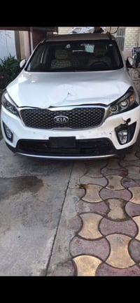 كيا سورنتو 2016 خليجي بيه بنيد مبدل بدون دواخل 7 راكب 6 سلندر السعر 19...