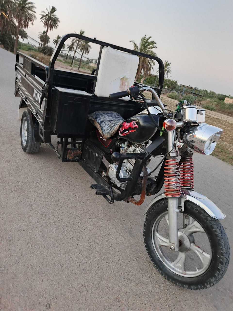 سلام عليكم ستوته جمره البيع موديل 19مكاني العماره حي العسكري سعره 1350او بيه مجال شراي ***********فقط واتساب
