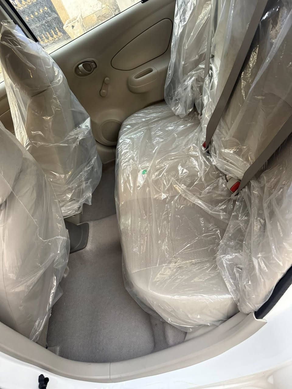 سلام عليكم سني هندي ام ضمان شركه السور موديل 25 زيرو ورقم بغداد بسمي السعر ٢٠٣٠٠ يعني عشرين مليون و٣٠٠ عراقي   ***********.  بعداد القاهره
