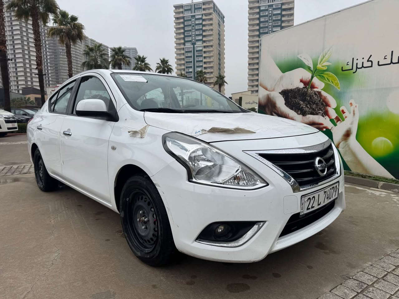 Sunny 2023
نیسان سنی یەدە نیکل و ٢ جام کارەبایە زۆر خاوئنە ٣٨ هەزار رۆییە سفری ئیرەیە سبوخ و ساردی نیە بەس ٢ قۆپی گجکەی لە سەقفی هەیە و دەعامی کەمەک شوختی هەیە 
داوای ١١٥ لئ دەکەم و مەجال تکایە بەس تەلەفۆن *********** أربيل, العراق
