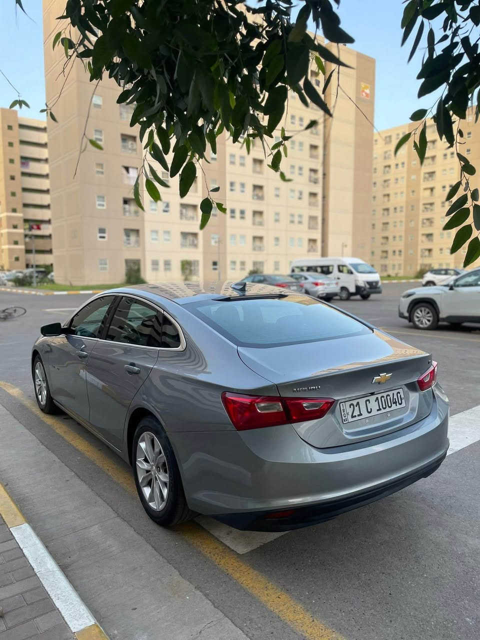 للبيع او مراوس 
ماليبو 2023 
ماشية 70 الف كيلو
مواصفات LT 
رادار امامي 
تحديد مسار 
توقف ذاتي 
وداتا شو 
تدفئة كشنات
مثبت سرعه 
بصمه 
تشغيل عن بعد 
بيها قطعتين بدون دواخل 
سيارة كلش نظيفة وحلوة 
مابيها اي نقص جاهزه 
***********
سعرها 120$ موصل, نينوى
