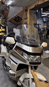 هوندا كولدونك  1500  classic edition    ممشى الدراجة : 26،800 كم  رابط...