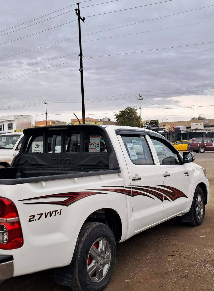 سلام علیکم 
تویاتا هایلوکس 
مودیل 2014
کیر اوتوماتیک
محرک مامفتوح
بدون صبغ كلین
شاصي 12
سنویە لغایە 30
بانزین بي
رقم سلیمانیە
سعر 228
عنوان کرکوک
***********
*********** كركوك, العراق
