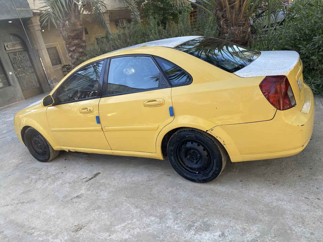 فورنزا ٢٠٠٨ السعر ٥٥وبي مجال
كير محرك جدد بس صدرها تعبان شويه
قرب جزيره بغداد السياحيه
***********
