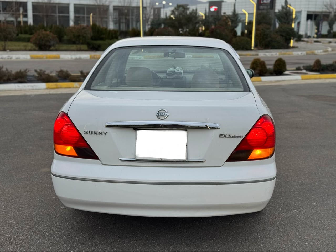 نیسان سەنی ٢٠٠٩ سەیارەکە یەک دەستە لە ٢٠١١ لای خۆمانە ١٩٠ هەزار ڕۆیشتوە سەنەوی تا ٢٠٣١ تازەیە بەناوی خۆمانەوەیە هەزە و بەڕادی تازەیە تایەی تازەیە هیچ نوقسانی نیە ٤ جام کارەبا و دەسک ستیل و ئاوێنە کارەبا و بلاجکتۆر و بیلاد ویلکەپە کامێرە یە تەنها شاشەی ئەوێت *********** ئاڵوگۆڕ ناکەم تکایە بۆ ئاڵو گۆڕ تەلەفۆن مەکە سعری ٩٩ وەرەقەو ماجالێکی برایانە سەیارەکە سپی بەفریە بۆیاخی نیە تەنانەت دەعامیەکانیشی سەیارەکە ٢٠٠٩ تکایە پرسیاری شوخت و ساردی مەکە کەمێک ساردی هەیە. السليمانية, العراق
