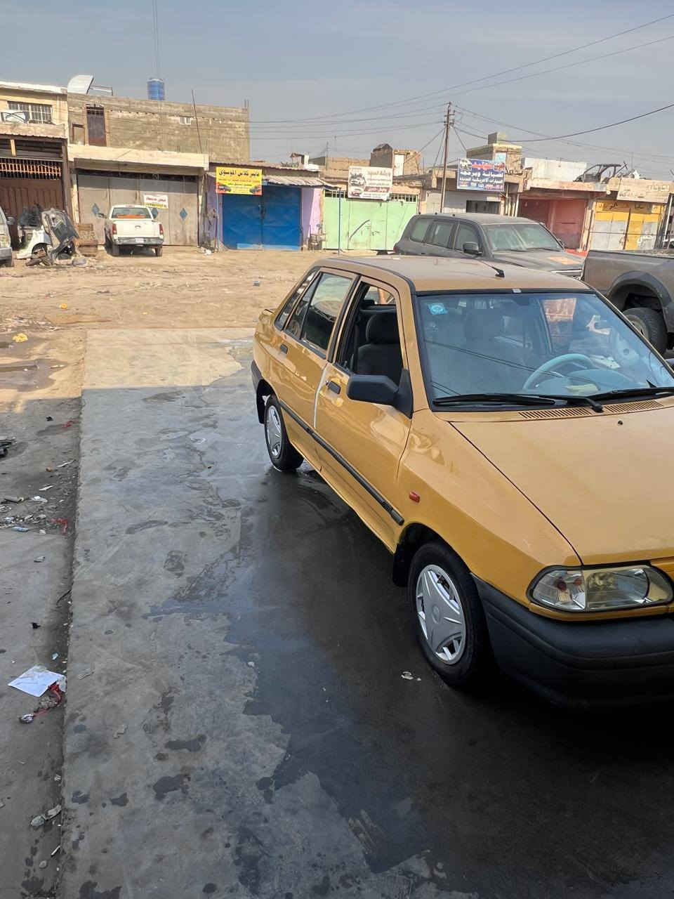 سلام علايكم سايبه البيع بسمي تحويل ثاني يوم مصفره هية وغرامات مكينه وكير خير من الله صدر جديد سعره 25وبيه مجال حك الجيه مكاني مدينه الصدر شارع الفلاح رقم ***********
