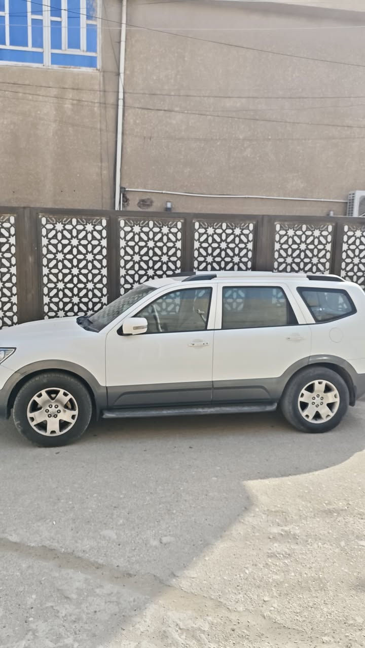 السلام عليكم
سيارة موهاڤي 2012  رقم اربيل  
مكينه مجفته  وبيها نقوصات  بسعر 133 وبيها مجال بسيط 
مكاني بغداد الزعفرانيه ***********
