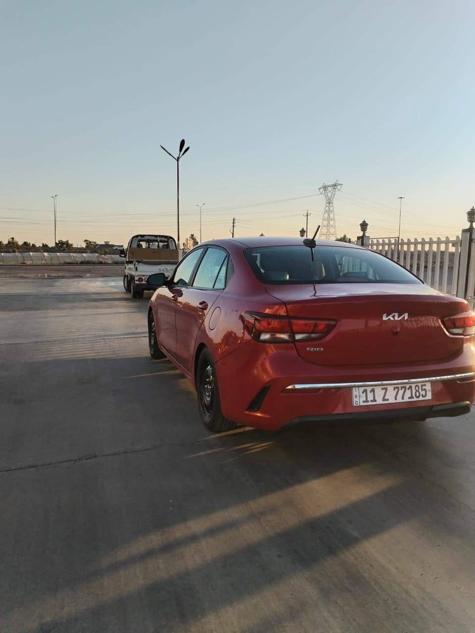 كيه ريو وارد امريكي للبيع

الون : احمر 

موديل: 2023 

مكينة : دوش المرغوب وليس GDI

شاشة : كار بلي افلات جبيره كامرة دوارة 

مثبت سرعة

مانع انزلاق :  ABS

نضام EQO تقليل صرف للبانزين 

نضام normal الطبيعي 

نضام Sport  للسرعة 

تحكمات سترين للجهتين 

بلاجكتور زينون بلاد 

تخم تاير 

دوشمة عام

تبريد تدفئه  

***********

***********

علماً مكان السيارة بغداد
