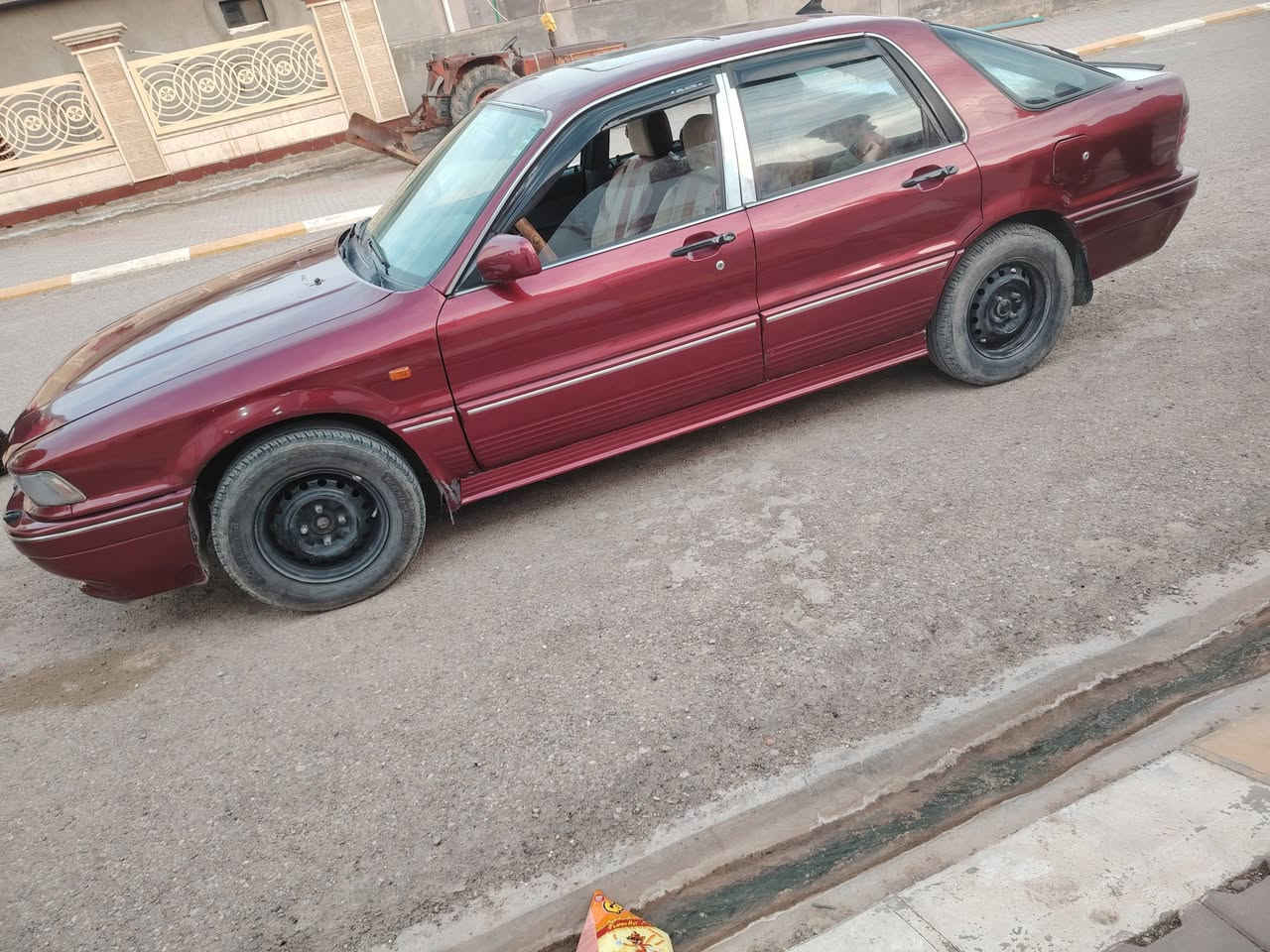 صياره مستبوشي كلن للبيع مديل 89 سنويه جديده لحد 2030 محرك 2000 جديد *********** سعر ٤٣
