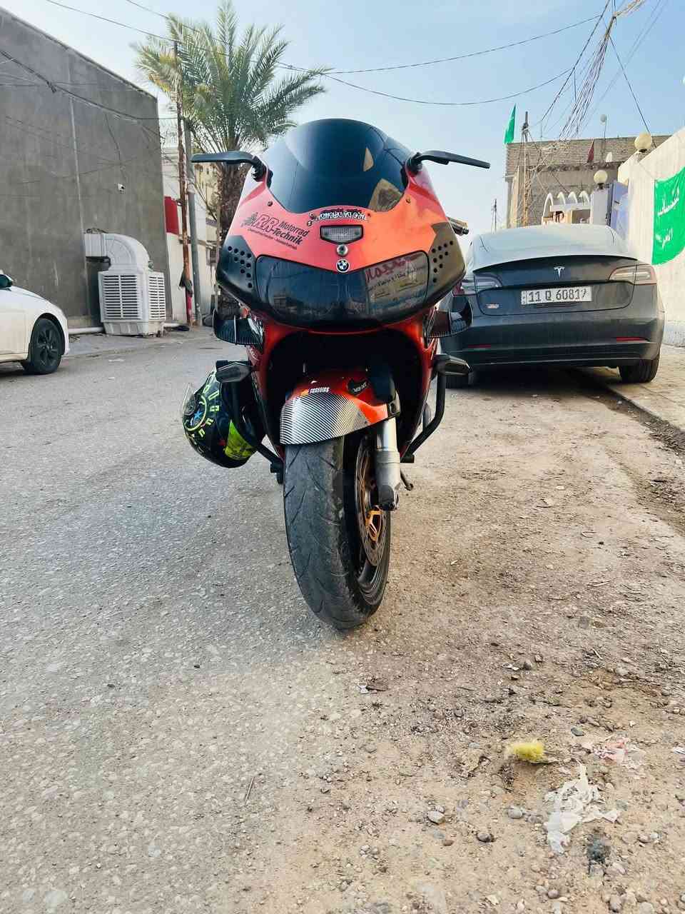 بسم الله الرحمن الرحيم
  نرجعلكم بشي حلو ونضيف ومكفول على وضع شركه هوندا سيبي ار 919ارار مال رمبه 
لون كلش مميز احمر مشمشي وعلى تزويز ضهري مثل الزعانف والمري  والشاير   وعلىه برمجه دخزل وبك فاير كلاشنكوف 😂
دراجه هي صوره ما عايزه برغي علىيه ادمه بين فتره وفتره دراجه حلوه ونشطه شرط الاول 130 البطناش اول ثاني ثالث تاكل الكاع اكل  سرعته الحقيقيه 300كيلو /ساعه  /علىه درع حمايه وتغليف اللت بيه ليتات زنون 4680ali سعرهن 150الاف 
حماوه كلش مستقره وحلوه ماي زيتي تمضيف كبرته جديد اول مره تنفتح كبرته عليه صلنصه طرب تزويد تجي وتفحص وجيب فتريه العراق كلهم  وتفحص اذه. بيه نقص لو ملعوب بي مكنته لو غير تفاقنه تاخذه بلاش سعره 18ورقه وبيه مجال شي قليل كلش لان سعره بلاش بلاش  ولي يجلي ما اقصر ويه وما ارده يشلع عيوني وضيفه وخلي على راسي مكاني النجف الاشرف شارع المطار قرب بانزين خانه ريبال 2 رقم تلفوني *********** اعتذر على الاطاله 🥹
