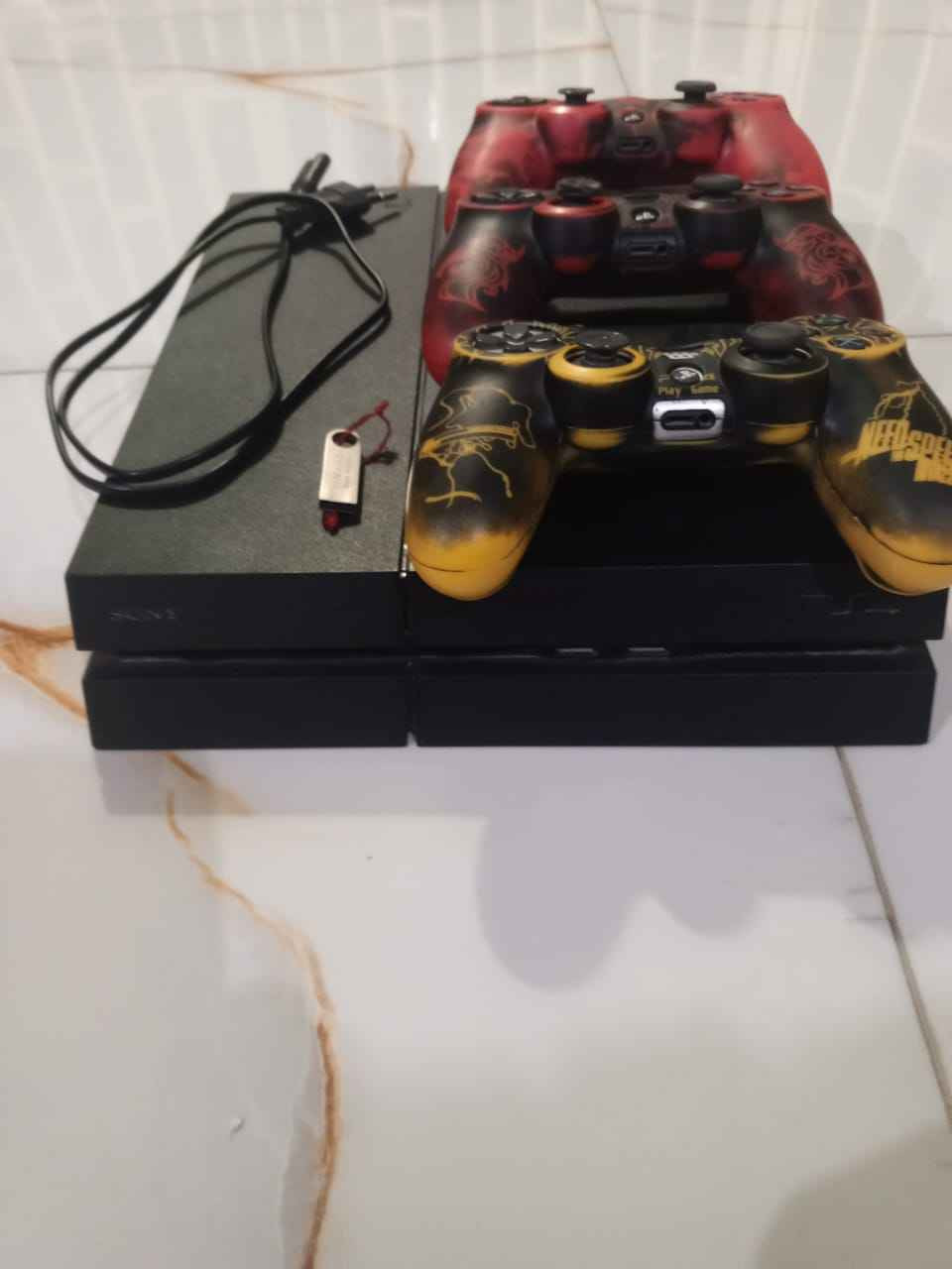 بلي فور فات مهكر نظافه 97% ذاكره 500 مع كامل ملحقاته 3جوستك  كيبل شحن كيبل HD ..سعره250 قفل  مجال.... ناصريه مركز. علق وادخلك خاص ناصرية, ذي قار


**إذا كنت صاحب هذا الإعلان وتريد حذفه لأي سبب، رجاءا أرسل رسالة إلى الدعم الفني**