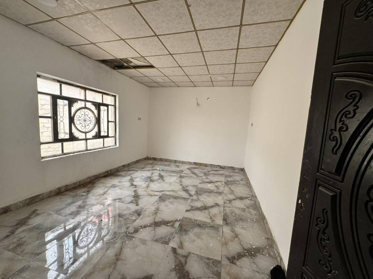 منزل تجاري للايجار  البصره البراضعية بداية شارع سيد امين 
 
  ❇️  يلائم كافة الانشطة التجارية الرسمية 

  ❇️ بدل الايجار 25 ورقه

  
 التفاصيل :
▪️غرف عدد 5
▪️صالة 
▪️مطبخ  
▪️صحيات
▪️ديوانية
▪️كراج 

ـــــــــــــــــــــــــــــــــــــــــــــــــــــــ
  

للاستفسار الاتصال على الأرقام 🔻

***********📞
***********📞
  ***********📞

او زيارتنا للمزيد من العروض
 عنوان_المكتب
 البصرة - البراضعية - شارع سيد امين (قرب مركز الفيزا التركية) 
المــكــتــب مــجــاز قــانـونــيــاً
خدماتنا:- مقاولات عامة -تصميم خرائط-تصاميم داخلية-ديكورات داخلية-ترميم منازل
#نستقبل_عروضكم_وطلباتكم_التجارية_والسكنية 
الرضوان  للاستثمار والتطوير العقاري
#عقارات #شركة #منزل #للايجار #شقق #البصرة #آلبصرة #البصرة_ديرتكم
