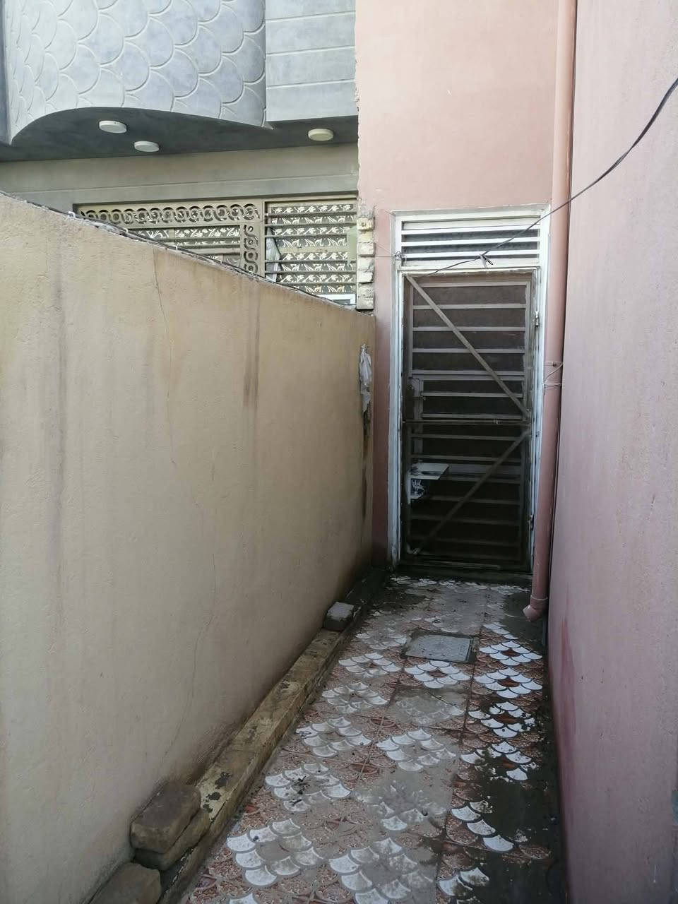 بيت طابو صرف مساحه 112
حي العسكري الاولى
قرب مطعم كباب نذير
بناء جديد لايباع على المبادره
*********** للاستفسار على هذا الرقم

