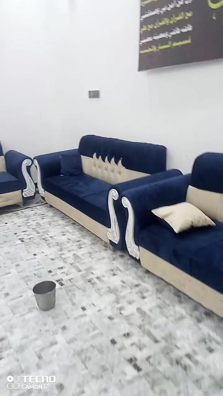 للبيع تخم ونص اخو الجديد نظيف جدا ٨ قطع ١٥مقعد بسعر مناسب الشراي ايراسلني


**إذا كنت صاحب هذا الإعلان وتريد حذفه لأي سبب، رجاءا أرسل رسالة إلى الدعم الفني**