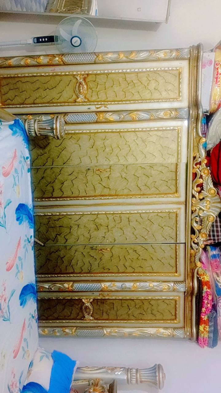 غرفه كويتيه الخشب الضخم ولقوي السعر 600 وبيهه مجال المكان بصره قضاء الزبير


**إذا كنت صاحب هذا الإعلان وتريد حذفه لأي سبب، رجاءا أرسل رسالة إلى الدعم الفني**