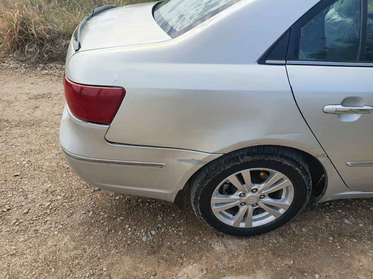 السلام عليكم سوناتا 2009 وارد امريكي حادثها جاملغ خلفي رقم صلاح الدين مميز كير ومحرك مكفولات دوشمه جديده صدر جديد تبريد شغال تحكمات استيرن وفتحه بل سقف السياره بها جراد الجنطه ولبنيد كلشي موضح بل صور السعر 88وبيها مجال قليل العنوان بغداد اليوسفيه *********** بيه وتساب
