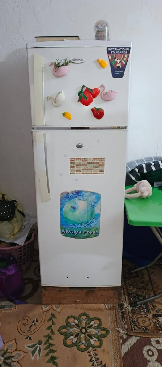 ثلاجة للبيع السعر 150 الف
يتصل عله هذا الرقم
***********
