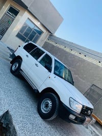 مونيكا • ٢٠٠١ • النجف