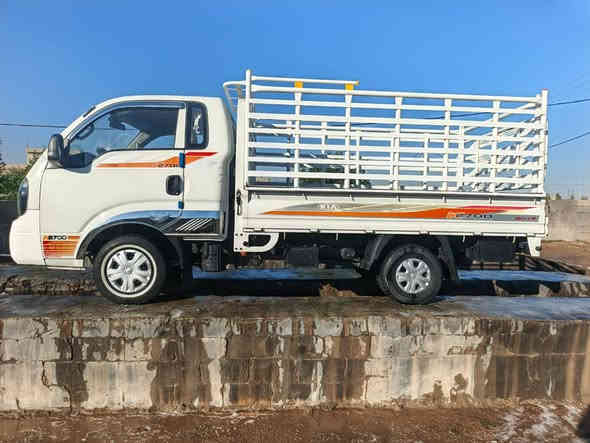 السلام عليكم 
كيا حمل 2018 رقم بغداد سنوية جديدة 
مكفولة كفاله عامه تخم تاير صدر جديد 
سيارة جديدة مال جناي 
مكان ديالى مندلي 
السعر 128وبي مجال 
***********
***********
