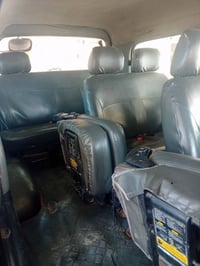 ستاركس 2007 مسكر 11راكب للبيع فول مواصفات حاكيه دسكات خلفيه كير ومحرك ...