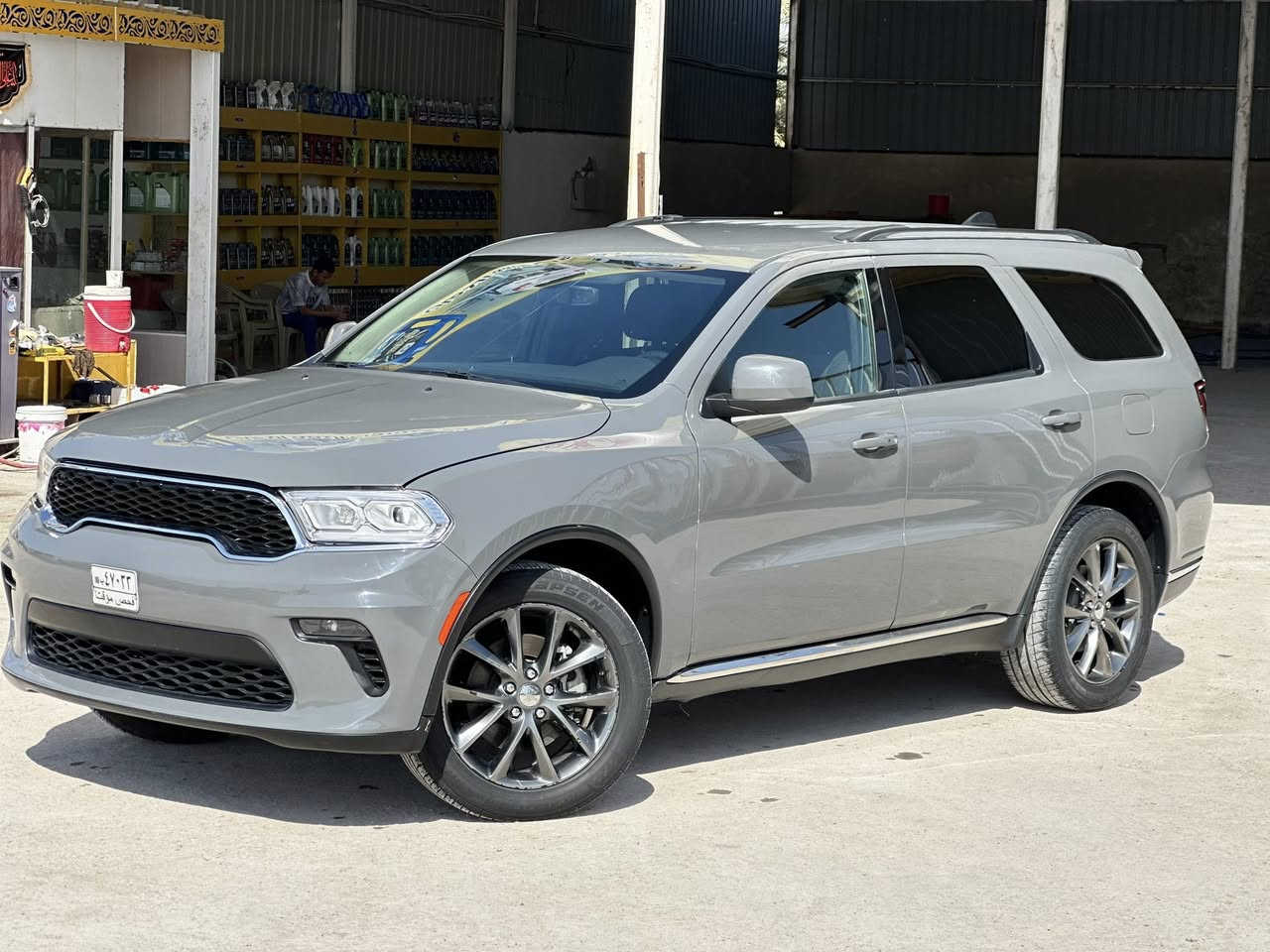 DODGE DORRANGO SXT 2022
للبيع دوج دورنكو sxt موديل 2022 حره بدون رقم حادث امريكا دعامية فقط وصار بيها حادث بالعراق جاملغ وبنيد 

تصليح وصبغ ولحيم بالبرانكيتات الاماميه وطعجات بالبطاين خلف التايرات من الجهتين وتبديل البنيد والبدنه الاماميه والجاملغ الامامي الايسر وتصليح وصبغ مقدمه الافخاذ ، خالية من العيب الشرعي

مواصفات السياره :

لون مميز اسمنتي
ويل حجم 20 اصلي
سستم سماعات الباين
شاشه كبيره كار بلي
حساس وكامره خلفي
توقف ذاتي
لايت لد مع زنون
دخول ذكي 

عداد المسافة : 35 الف ميل

صور تقرير الحادث مرفقة بالمنشور

الشاصي : 
1C4RDHAG7NC158900

السياره جاهزه من كلشي

السعر : خاص 

للاستفسار :
***********
