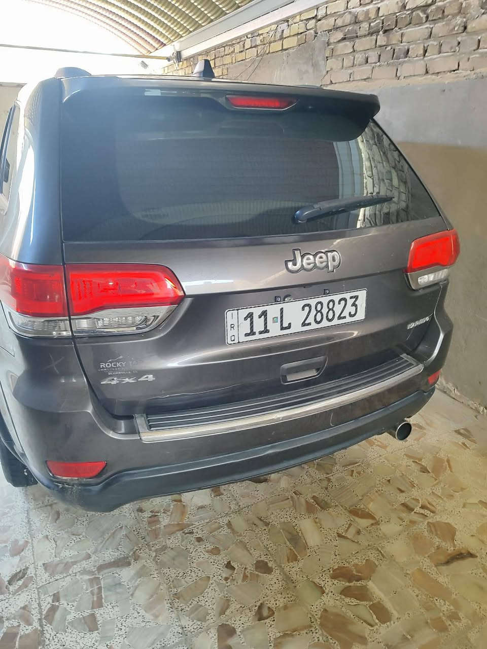 سلام عليكم 
جيب البيع المديل 2014 العنوان بابل السعر 
165رقم الموبايل *********** 
***********
