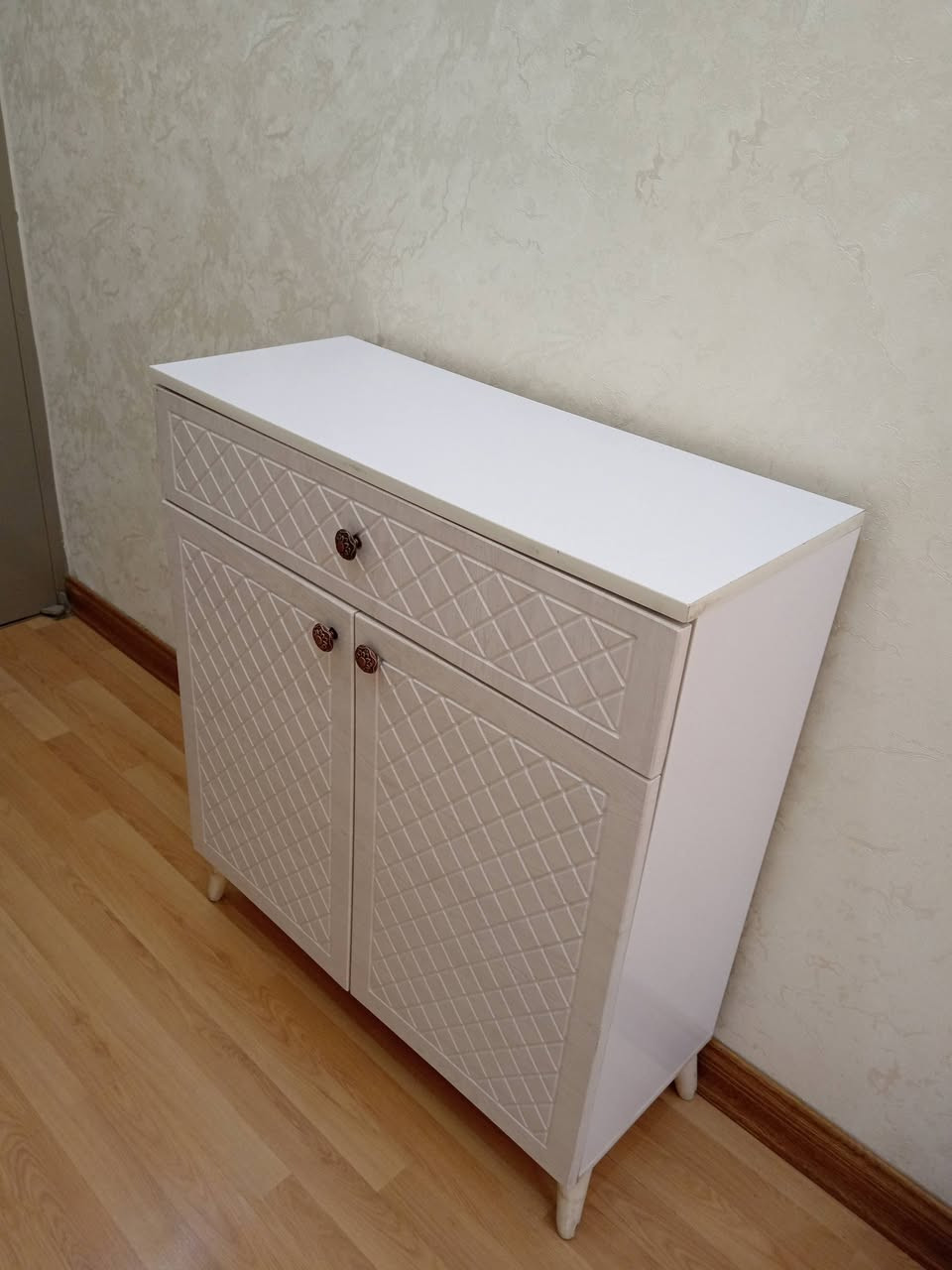 السلام عليكم للبيع كاربت قياس الطول ٤ ولعرض ٣
أو جزامه او مرايه نظيفات كلش

السعر الجزامه ولمرايه ٦٠

ولكاربت ٥٠


**إذا كنت صاحب هذا الإعلان وتريد حذفه لأي سبب، رجاءا أرسل رسالة إلى الدعم الفني**