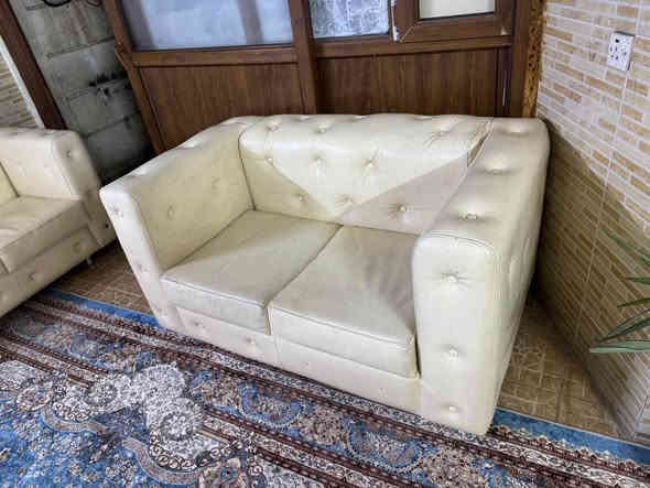 تخم جلد مكتبي 6 نفرات سعر 150  الف

عنوان اربيل بختياري 

***********  /***********/*********** أربيل
