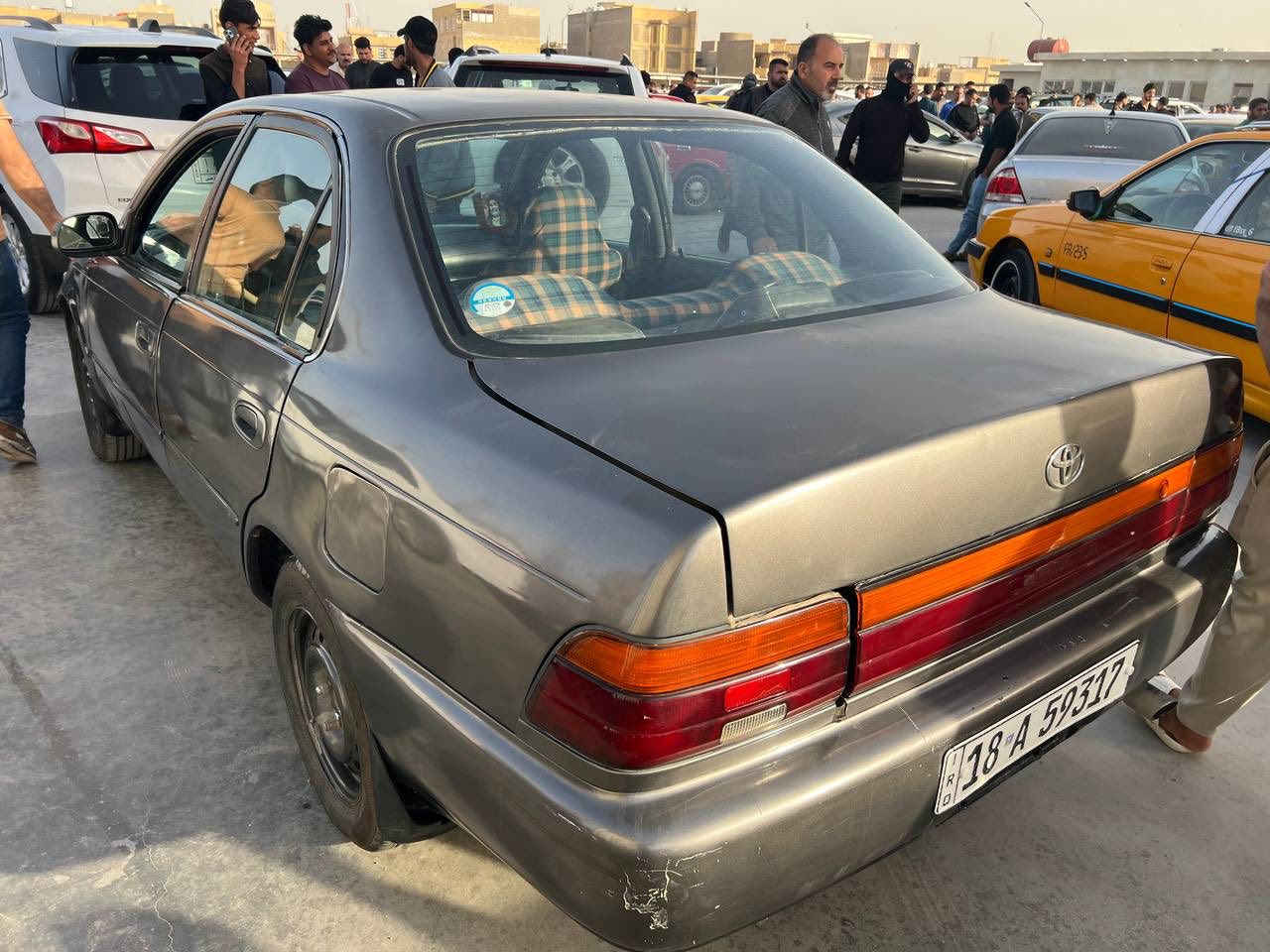 سيارة كورلا موديل ١٩٩٢ للبيع
كير ومحرك بحالة ممتازة والسيارة نظيفة وما بيها نقص ابد 
السيارة محوره يسره وتحويرها ممتاز وما بي مشاكل ابد
السعر ٥٤ورقة وبيها مجال 
مكان السيارة الكوت حي الجامعة 
للاستفسار


**إذا كنت صاحب هذا الإعلان وتريد حذفه لأي سبب، رجاءا أرسل رسالة إلى الدعم الفني**