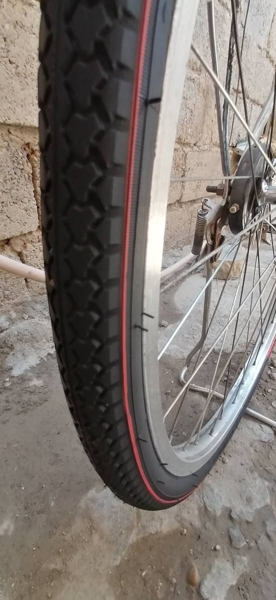 السلام عليكم باسكل للبيع حجم ٢٧ باله اصلي ياباني مختم باسكل جاهز بريكات بلمكان وياله عدله موس باسكل يتحمل مسافات بعيده سعر ٦٥ مكاني الاثورين الدوره ***********
